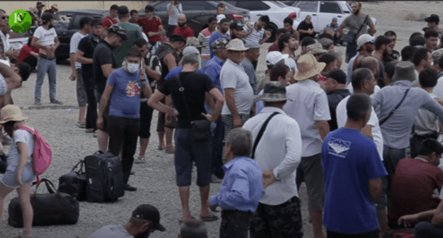 Tenants of the camp in Kullar. Screenshot from the Caucasian Knot video: https://youtu.be/FvC3Fw73mK4