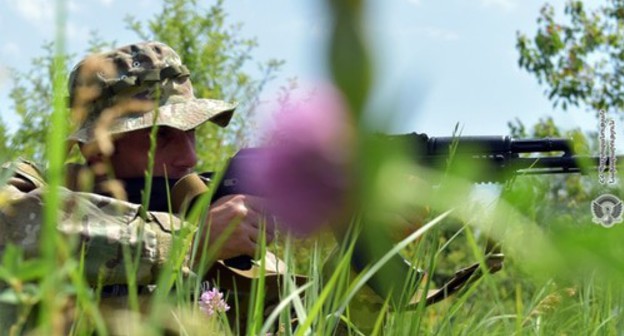 Soldiers of the Armenian army. Photo by the press service of the Armenian Ministry of Defence http://mil.am/hy/news/8213