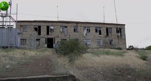 An abandoned house where the residents of Kullar lived. Screenshot of the video by the "Caucasian Knot" https://www.youtube.com/watch?v=n-JJNn-2XLI&amp;feature=emb_logo