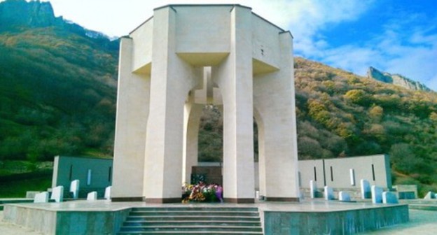 Memorial to the deported Karachays. Photo by the press service of the  Sakharov Center https://www.sakharov-center.ru/asfcd/pam/?id=1021&amp;t=pam