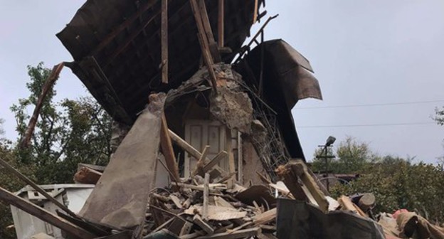 A house destroyed in an explosion, November 6, 2020. Photo by Alvard Grigoryan for the Caucasian Knot