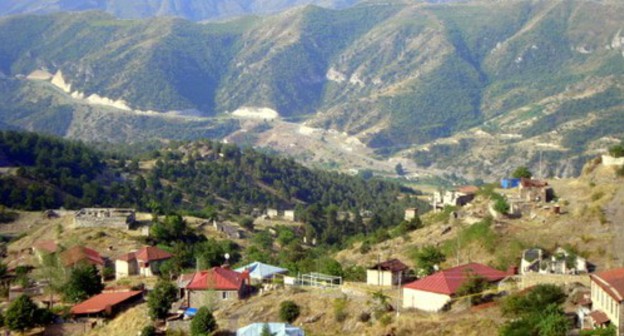 Berdzor (Lachin), 2011. Photo by Ліонкінг, https://commons.wikimedia.org/w/index.php?curid=11227977