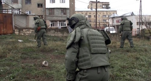 An emergency services worker in the street of Stepanakert, December 2, 2020. Photo by the press service of the Russian Ministry of Defence http://mil.ru/russian_peacekeeping_forces/news/more.htm?id=12327996@egNews