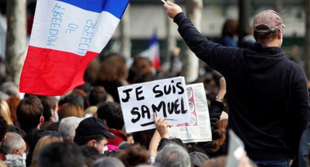 Rally in memory of Samuel Paty, Paris, October 18, 2020. Photo: Фото: REUTERS/Charles Platiau