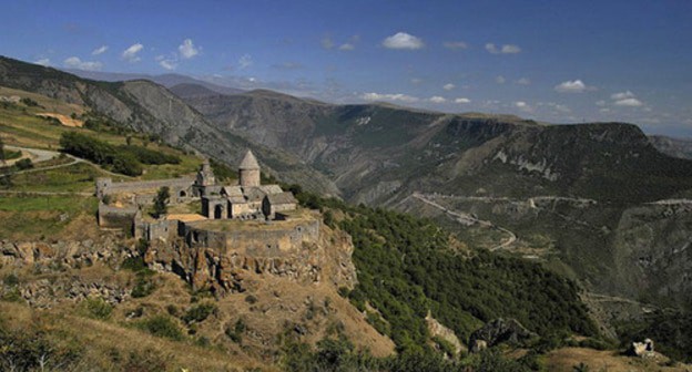 The Vorotan village in the Syunik Province of Armenia. Photo: Tatev7 http://wp.wiki-wiki.ru/