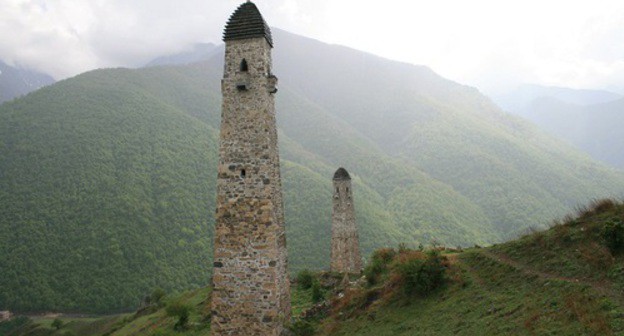 Towers in the Djeirakh-Assinsky Nature Reserve. Photo by the press service of the Djeirakh-Assinsky state historical-architecture and natural open-air museum / a page on VKontakte