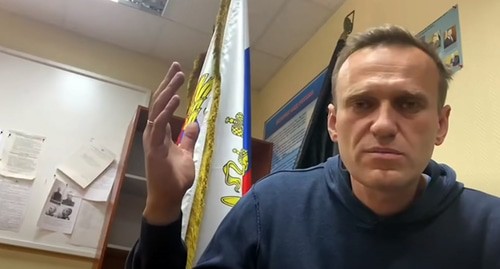 Alexei Navalny in the court, January 18, 2021. Screenshot: Navalny LIVE https://www.youtube.com/watch?v=oRRnj835SdI