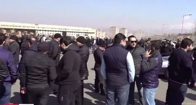 Protest action held by veterans of military operations in Nagorno-Karabakh. Screenshot: https://news.am/rus/news/632361.html