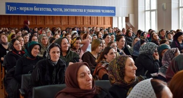 Celebrating the International Women's Day in the Karabudakhkent District of Dagestan. Photo by the press service of the Karabudakhkent District