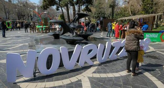 Novruz symbolic sign in Baku. Photo by Aziz Karimov for the Caucasian Knot