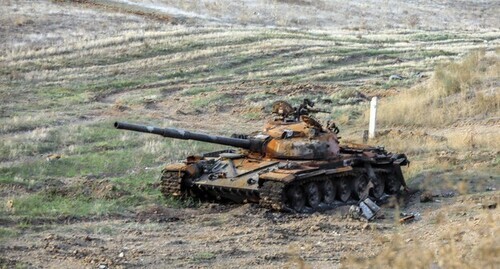 A damaged tank of the Defence Army of Nagorno-Karabakh. December 18, 2020. Photo by Aziz Karimov for the "Caucasian Knot"