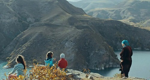 A still of the film “Goryanki” by Maryam Makhieva. Screenshot https://www.kinopoisk.ru/film/1345605/