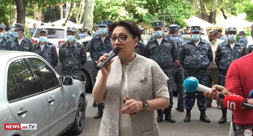 Members of the ARF “Dashnaktsutyun” have held a protest in front of the building of the General Prosecutor’s Office of Armenia. Screenshot of video posted by News.am