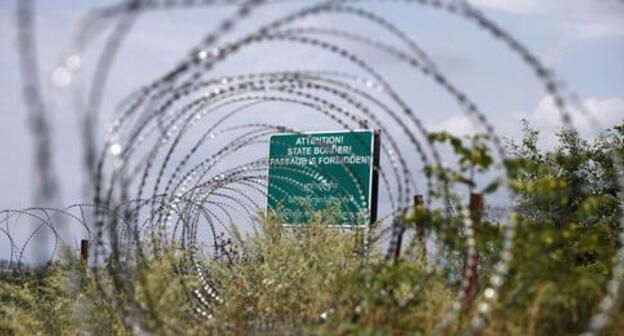 The border between Georgia and South Ossetia. Photo: REUTERS/David Mdzinarishvili