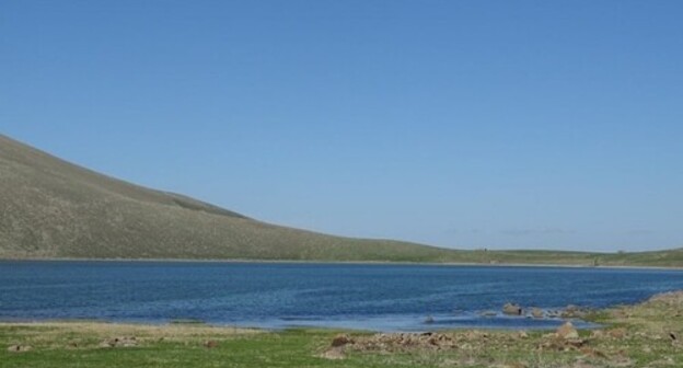 The Black lake disputed between Armenia and Azerbaijan. Photo by Samvel Alexanyan, https://syuniacyerkir.am