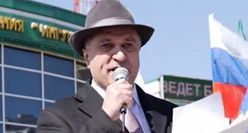 Akhmed Pogorov speaks at the rally in Magas, March 26, 2019. Screenshot from video posted by Fortanga Org