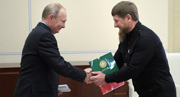 Vladimir Putin (left) and Ramzan Kadyrov. Photo: Sputnik/Alexei Druzhinin/Kremlin via REUTERS