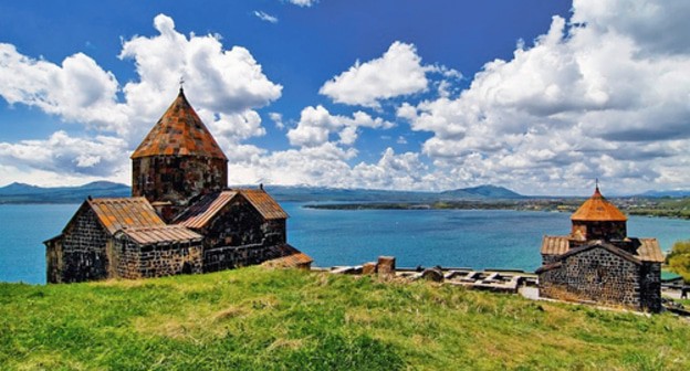 The Gegarkunik District of Armenia. Photo: Vigen Hakhverdyan, http://ru.wikipedia.org