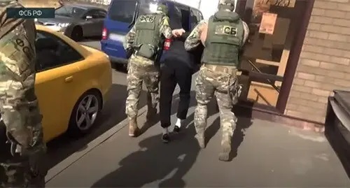 Detention of a man suspected of preparing a terror attack. Screenshot: https://www.youtube.com/watch?v=JhuKTHFPrxA