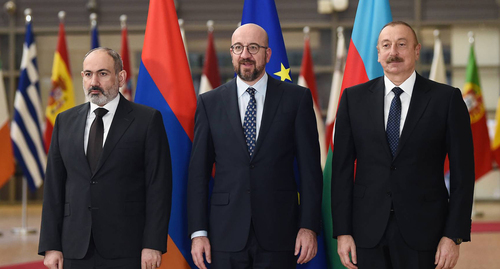 Ilham Aliev, the Azerbaijani President; Charles Michel, the President of the European Council; Nikol Pashinyan, the Armenian Prime Minister at the meeting in Brussels on April 6, 2022. Photo by the press service of the Azerbaijani President