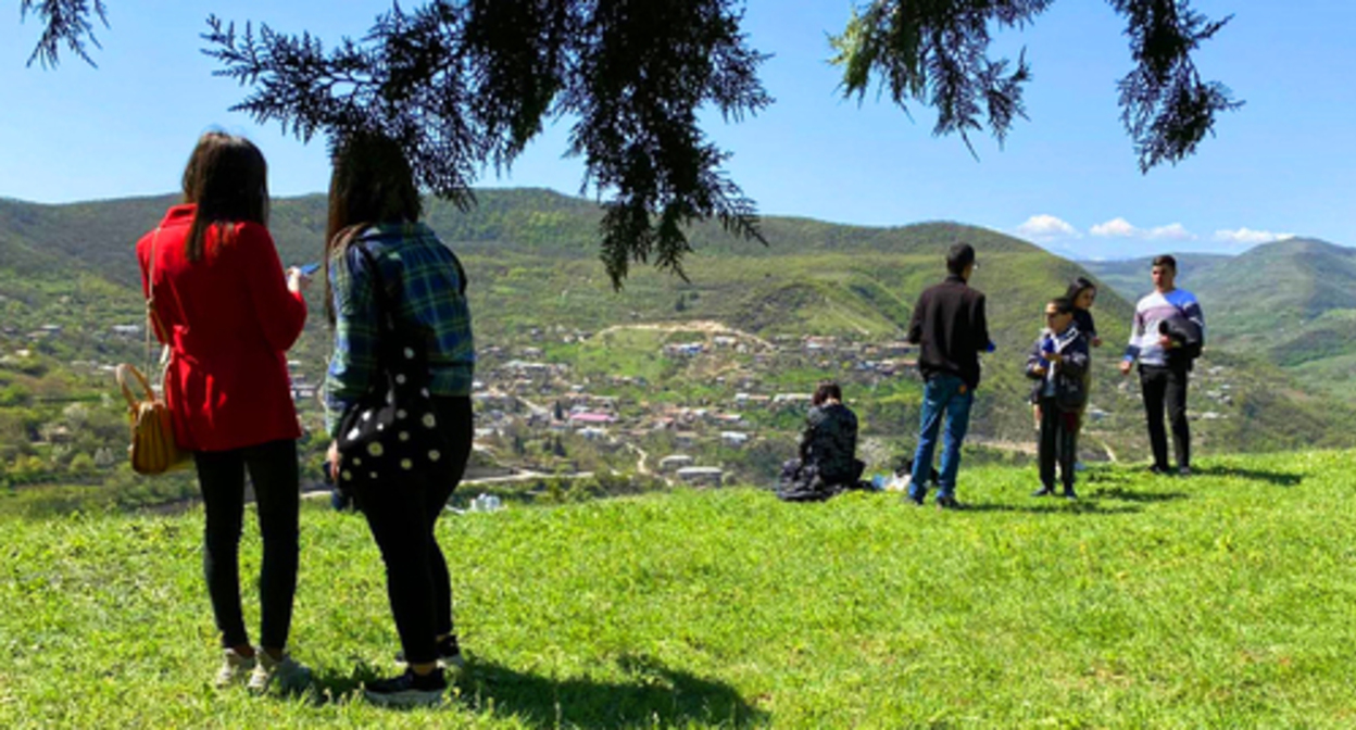 Residents of the vilalge of Berdashen after the Easter services. Photo by Alvard Grigoryan for the "Caucasian Knot"