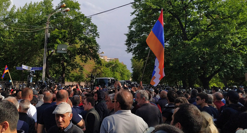 The flag of Nagorno-Karabakh at the opposition rally in Yerevan. Photo by Armine Martirosyan for the "Caucasian Knot"