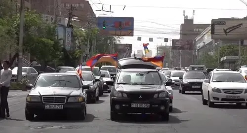 Participants of a protest action in Yerevan. Screenshot: https://www.youtube.com/watch?v=anbXDstu-Zs
