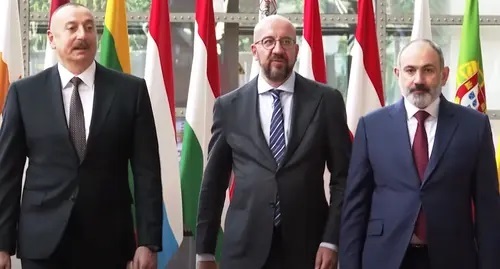 Ilham Aliyev, Charles Michel and Nikol Pashinyan (from left to tight). Photo: press service of the President of Azerbaijan. https://www.trend.az/azerbaijan/politics/3598789.html