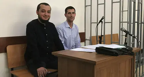 Batraz Misikov (on the left) and Agube Galuev, an advocate. Photo by Mariya Abayti for the "Caucasian Knot"