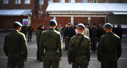 Soldiers. Photo by Mikhail Mordasov / Yugopolis