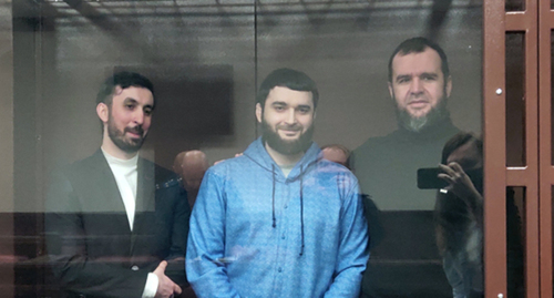 Kemal Tambiev, Abdulmumin Gadjiev and Abubakar Rizvanov in the courtroom (from left to right). 2021. Photo by Konstantin Volgin for the "Caucasian Knot"