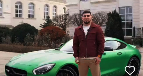 Askhab Tamaev, a Chechen MMA (mixed martial arts) fighter, has announced a lottery with a car and an 15 iPhones as prizes. Screenshot www.instagram.com/p/CnwqzMKhCN6 * the activities of the Meta Company, owning Facebook, Instagram, and WhatsApp, are banned in Russia