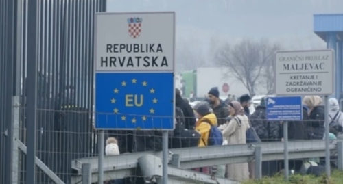 Natives of Chechnya on the border of Croatia. Screenshot of the video by the Balkan service of Radio Liberty https://www.slobodnaevropa.org/a/ceceni-s-granice-bih-traze-azil-eu/32195930.html