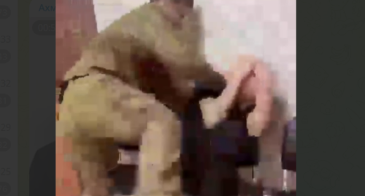 Video showing beating up Nikita Zhuravel. Screenshot of the video posted by Akhmed Dudaev on September 25, 2023 https://t.me/akhmeddudaev/2259