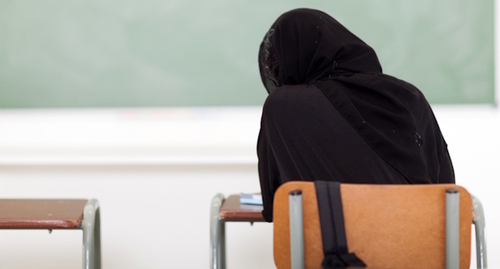 A female student wearing hijab, photo: shutterstock.com