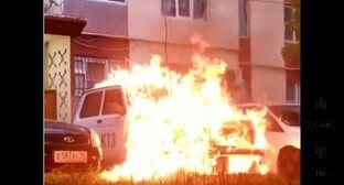 Car arson in Grozny, screenshot of a video posted on MAKALOV YouTube channel https://www.youtube.com/shorts/emxd1IgZlyM