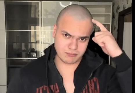 A skinhead, who apologized for falling in love with a Chechen girl. Screenshot of the video posted on the VK community "Bot Maxim" on May 25, 2024 https://vk.com/wall-135209264_18510902?ysclid=lwoe8qhd1x320522042