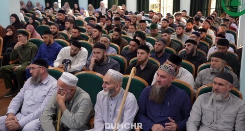 Teachers of madrasahs at a meeting with the Mufti of Chechnya. Screenshot of a video posted on the Telegram channel of the Spiritual Administration of Muslims of Chechnya https://t.me/dumchr/5313https://t.me/dumchr/5313