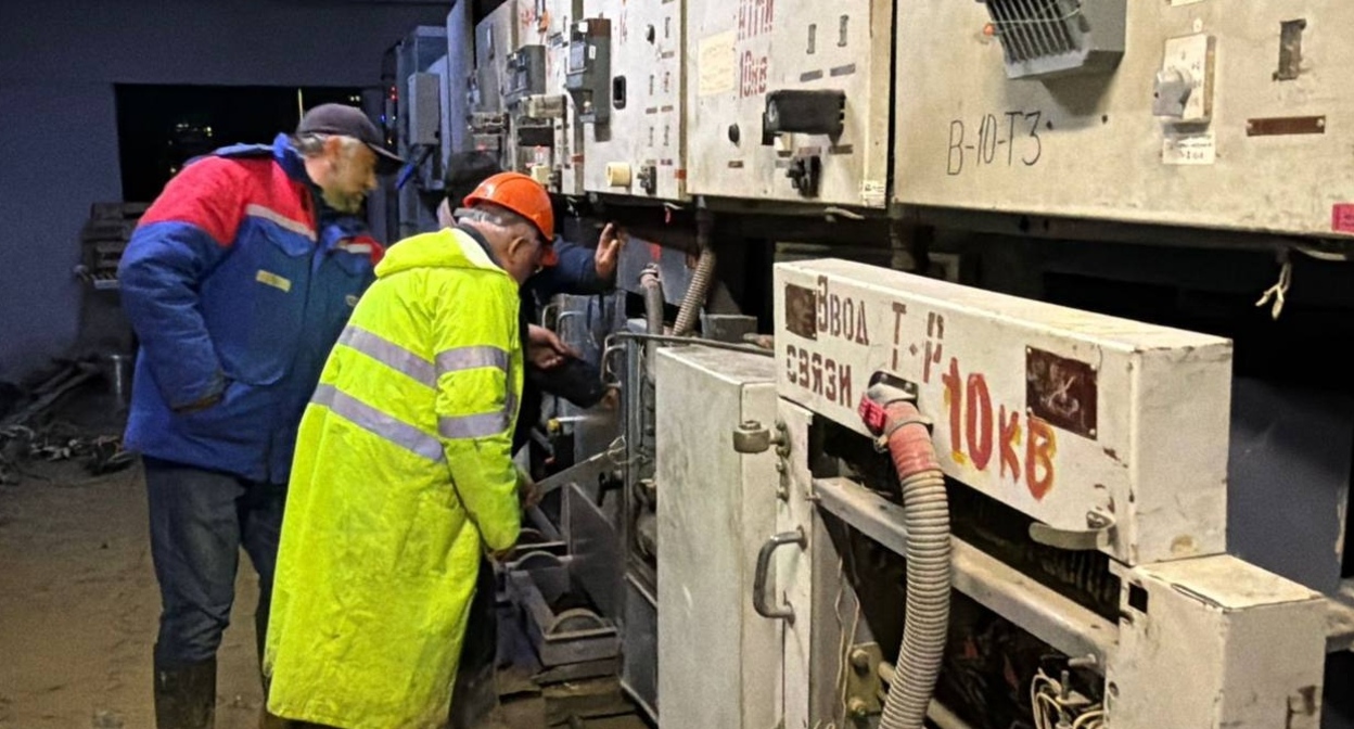 Primorskaya substation. Photo from the Makhachkala mayor's Telegram channel https://t.me/DzhambulatSalavov/996 Primorskaya substation. Photo from the Makhachkala mayor's Telegram channel https://t.me/DzhambulatSalavov/996