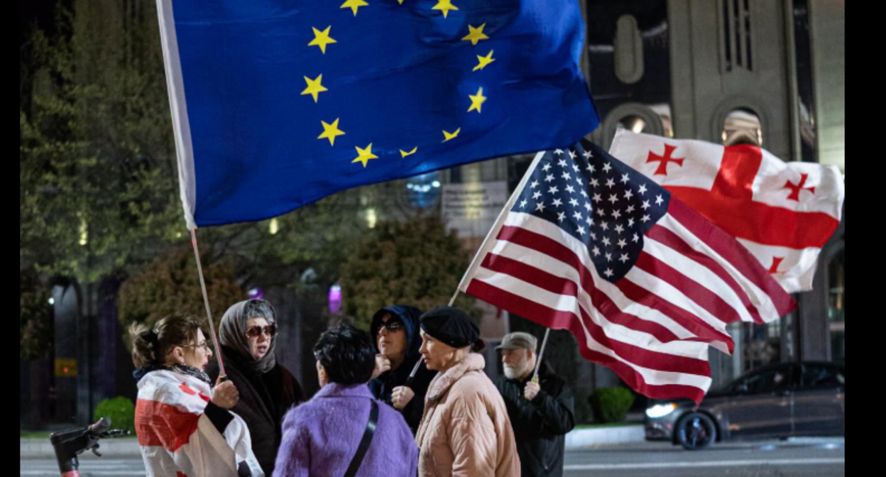 Protesters outside the Georgian parliament. Screenshot from Publika photo from April 19, 2026, https://www.facebook.com/photo?fbid=1736237834442426&set=pcb.1736237931109083 (Meta, the company that owns the social network, is banned in Russia). Protesters outside the Georgian parliament. Screenshot from Publika photo from April 19, 2026, https://www.facebook.com/photo?fbid=1736237834442426&set=pcb.1736237931109083 (Meta, the company that owns the social network, is banned in Russia).