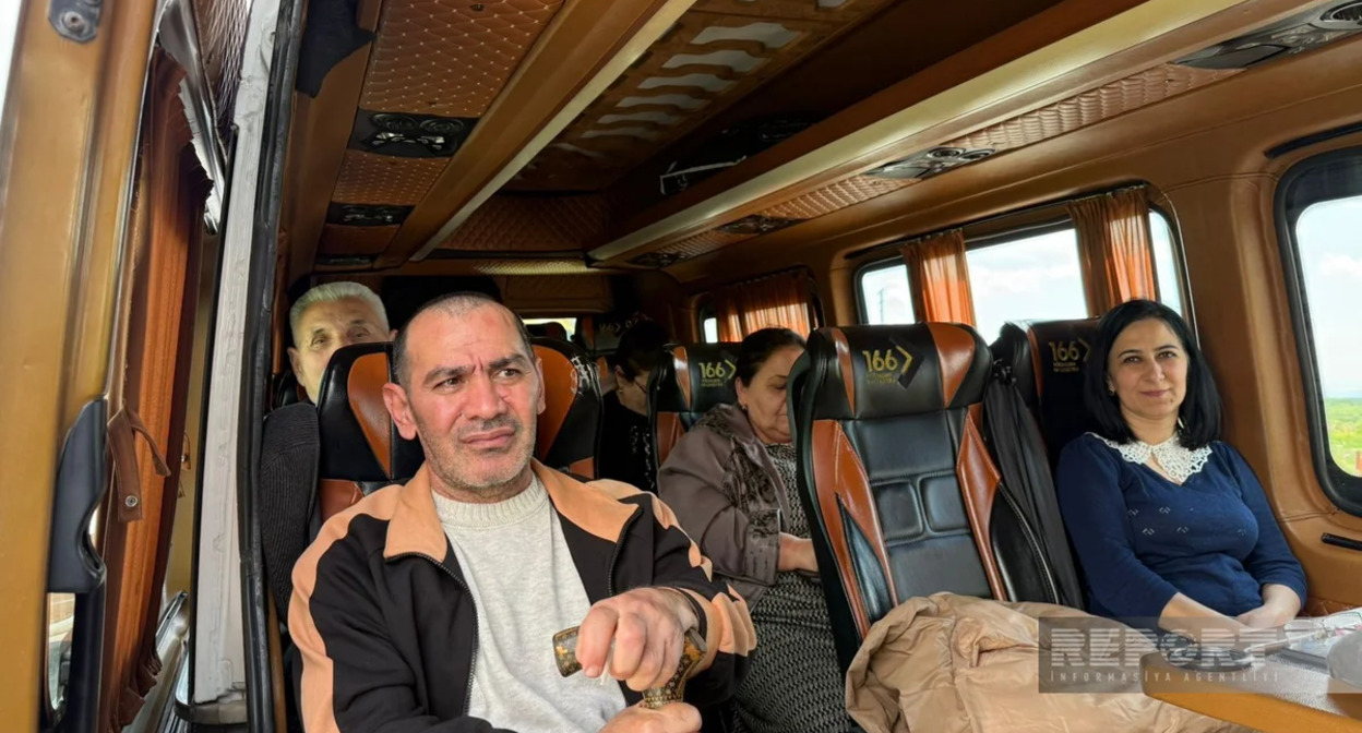135 members of Azerbaijani families have returned to the village of Khojavend in the Khojavend district. Photo: Report / https://report.az/ru/vnutrennyaya-politika/v-selo-hodzhavend-pereselyayutsya-eshe-32-semi#gallery_a6a4511717ca52adb098599740b78057-4 135 members of Azerbaijani families have returned to the village of Khojavend in the Khojavend district. Photo: Report / https://report.az/ru/vnutrennyaya-politika/v-selo-hodzhavend-pereselyayutsya-eshe-32-semi#gallery_a6a4511717ca52adb098599740b78057-4