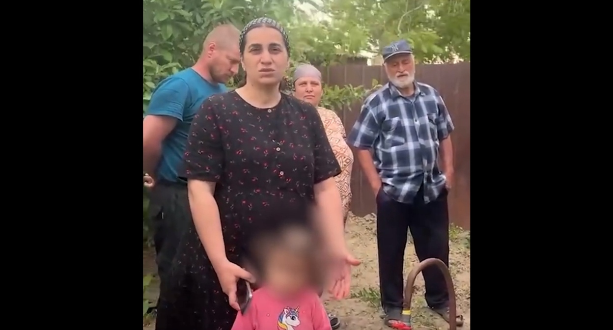 A still from a video message from residents of the village of Gornaya Proleika to the Chairman of the Investigative Committee of the Russian Federation: https://vkvideo.ru/video-233551398_456449026 A still from a video message from residents of the village of Gornaya Proleika to the Chairman of the Investigative Committee of the Russian Federation: https://vkvideo.ru/video-233551398_456449026