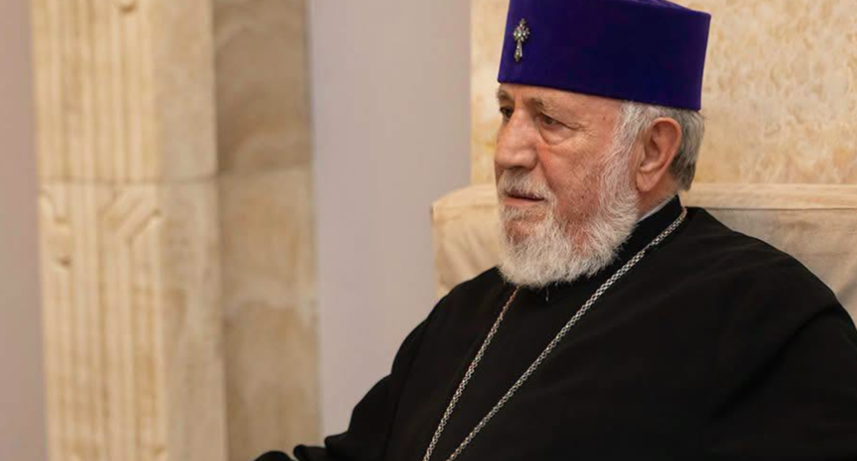 Garegin II at the meeting with the deputies. Screenshot from the photo https://armeniatoday.am/politics-ru/internal-policy/1110250/ dated 02.08.26 Garegin II at the meeting with the deputies. Screenshot from the photo https://armeniatoday.am/politics-ru/internal-policy/1110250/ dated 02.08.26